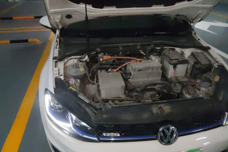 Used Volkswagen Golf Pure Electric 2020 Chari Engine Bay Right