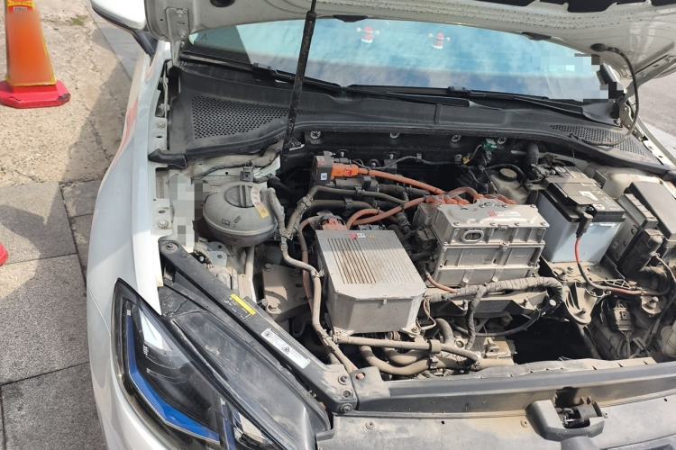 Used Volkswagen Golf Pure Electric 2020 Chari Engine Bay Right