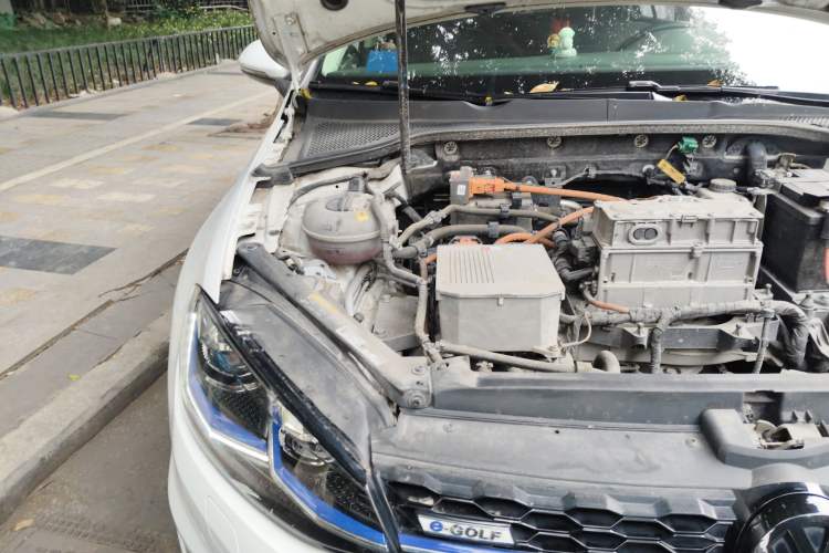 Used Volkswagen Golf Pure Electric 2020 Chari Engine Bay Right