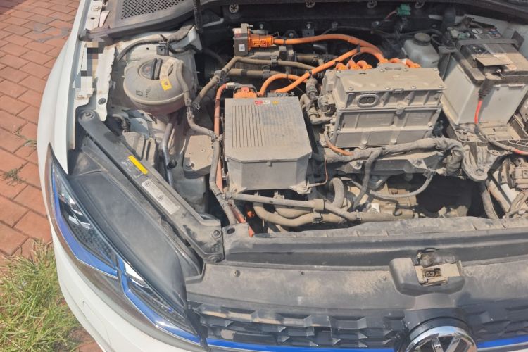 Used Volkswagen Golf Pure Electric 2020 Chari Engine Bay Right