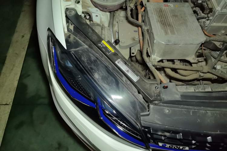 Used Volkswagen Golf Pure Electric 2020 Chari Engine Bay Right