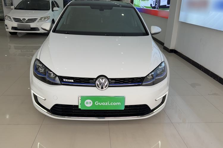 Used Volkswagen Golf Pure Electric 2020 Chari Exterior 1