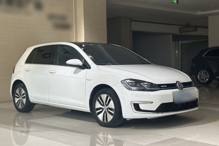 Used Volkswagen Golf Pure Electric 2020 Chari Exterior 1