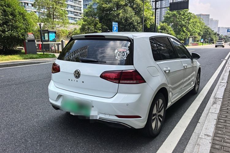 Used Volkswagen Golf Pure Electric 2020 Chari Exterior 1