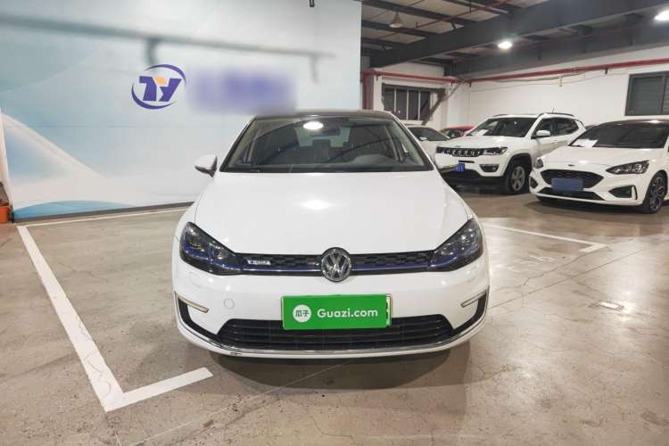 Used Volkswagen Golf Pure Electric 2020 Chari Exterior 1
