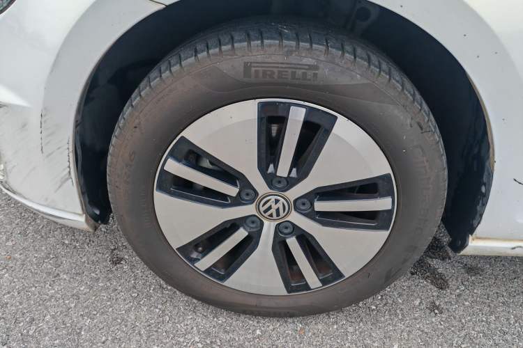 Used Volkswagen Golf Pure Electric 2020 Chari Exterior 10