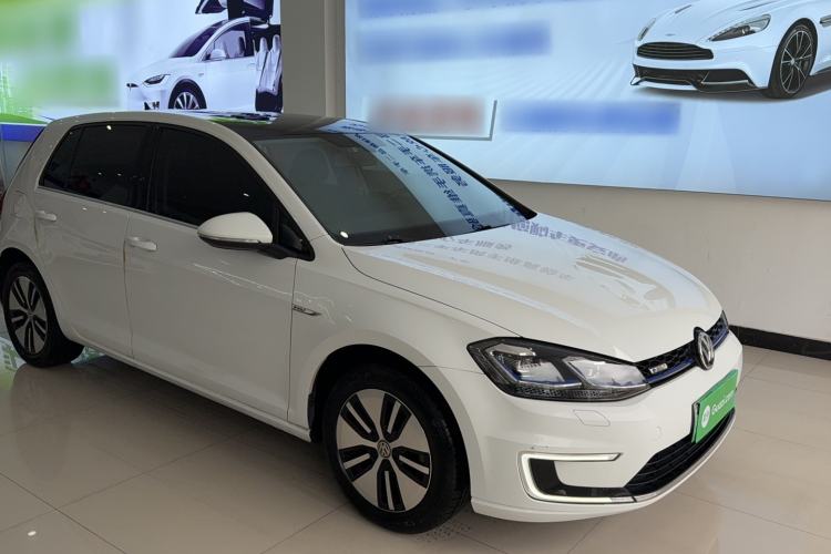 Used Volkswagen Golf Pure Electric 2020 Chari Exterior 2