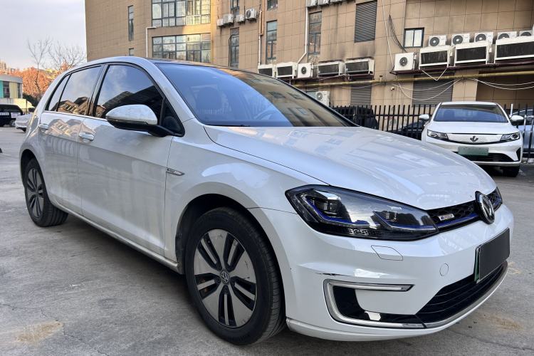 Used Volkswagen Golf Pure Electric 2020 Chari Exterior 2