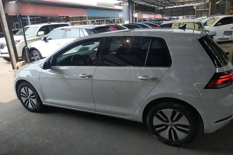 Used Volkswagen Golf Pure Electric 2020 Chari Exterior 3