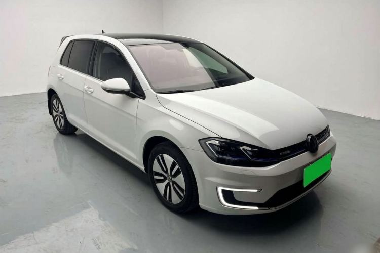 Used Volkswagen Golf Pure Electric 2020 Chari Exterior 3
