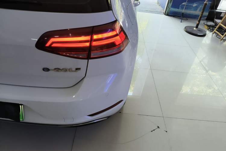 Used Volkswagen Golf Pure Electric 2020 Chari Exterior 3