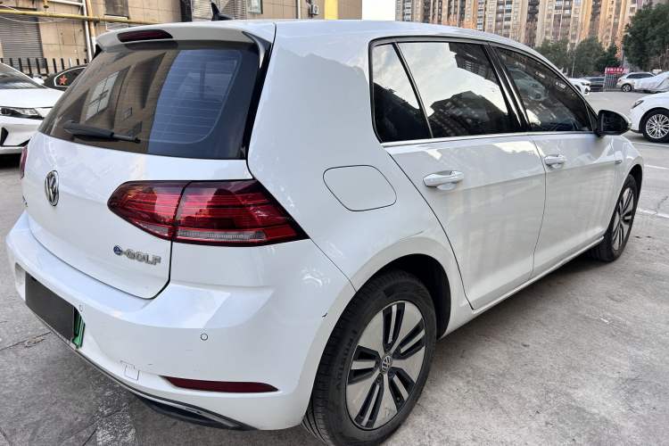 Used Volkswagen Golf Pure Electric 2020 Chari Exterior 3