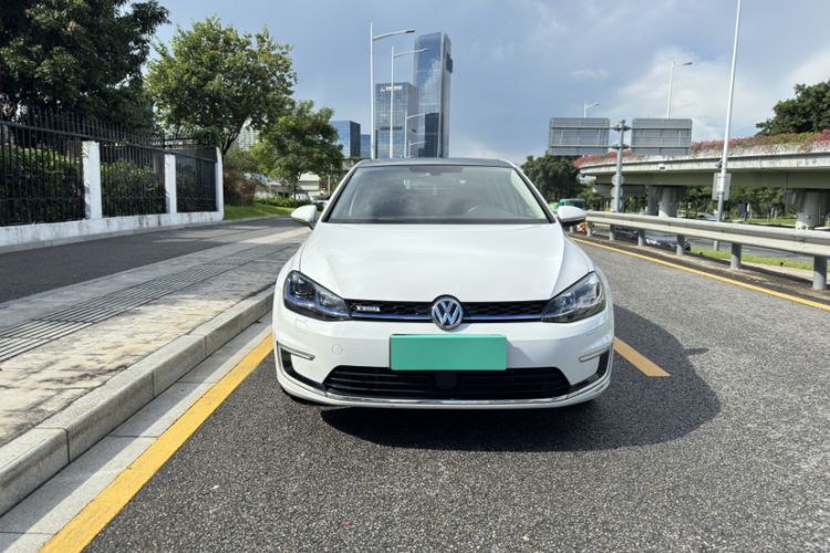 Used Volkswagen Golf Pure Electric 2020 Chari Exterior 4