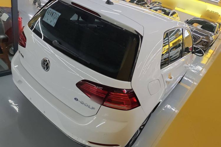 Used Volkswagen Golf Pure Electric 2020 Chari Exterior 5