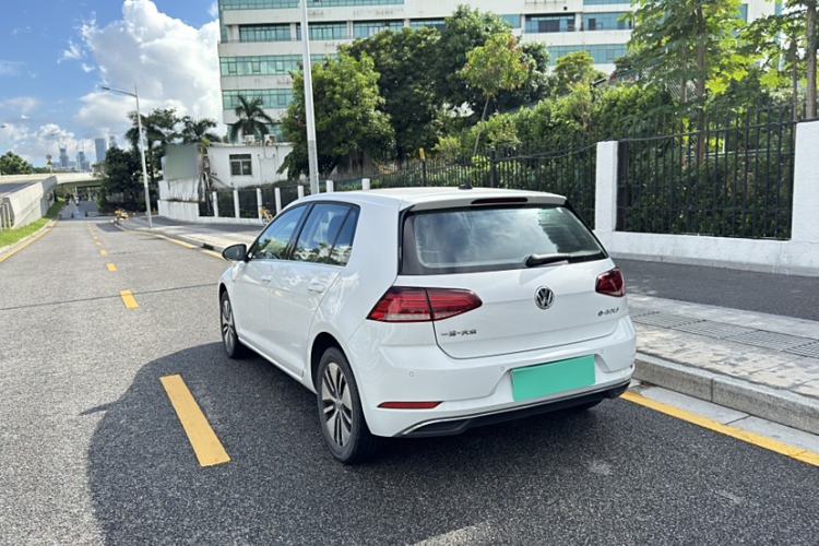 Used Volkswagen Golf Pure Electric 2020 Chari Exterior 6
