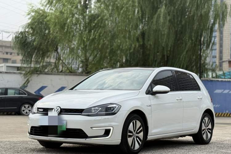 Used Volkswagen Golf Pure Electric 2020 Chari Exterior 6