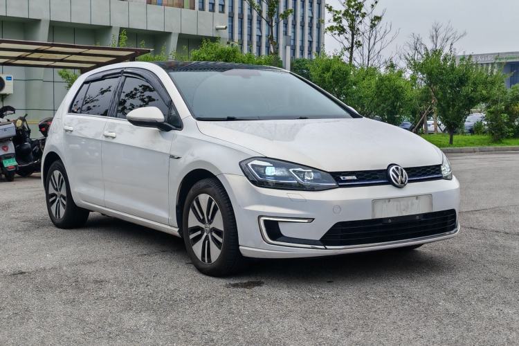 Used Volkswagen Golf Pure Electric 2020 Chari Exterior 7