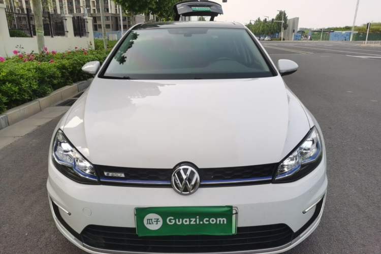 Used Volkswagen Golf Pure Electric 2020 Chari Front