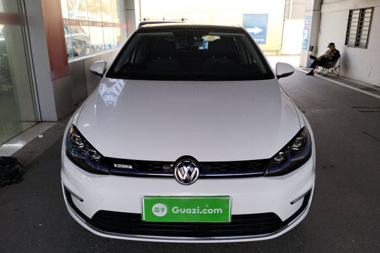 Used Volkswagen Golf Pure Electric 2020 Chari Front