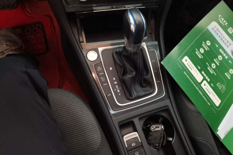 Used Volkswagen Golf Pure Electric 2020 Chari Gear Lever