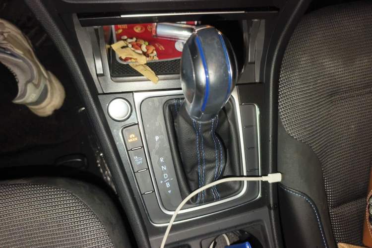 Used Volkswagen Golf Pure Electric 2020 Chari Gear Lever