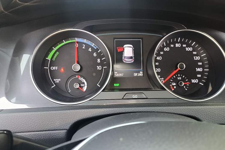 Used Volkswagen Golf Pure Electric 2020 Chari Instrument Cluster