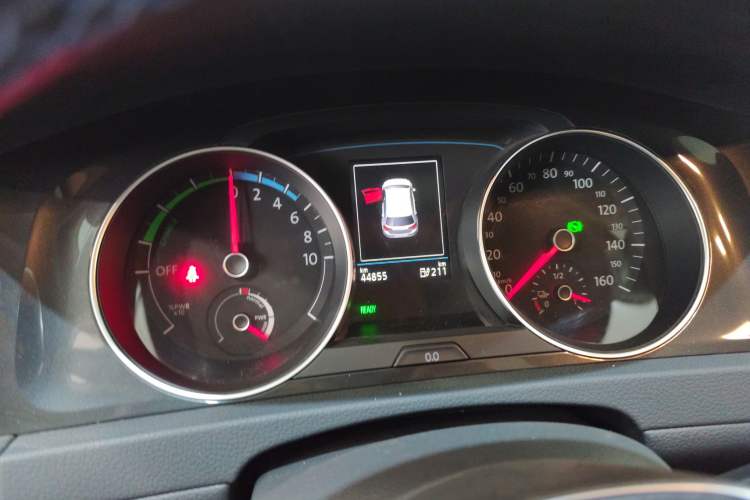 Used Volkswagen Golf Pure Electric 2020 Chari Instrument Cluster