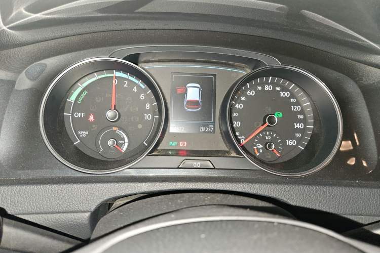 Used Volkswagen Golf Pure Electric 2020 Chari Instrument Cluster