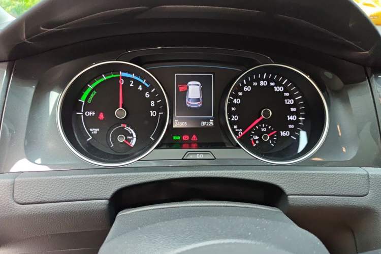 Used Volkswagen Golf Pure Electric 2020 Chari Instrument Cluster