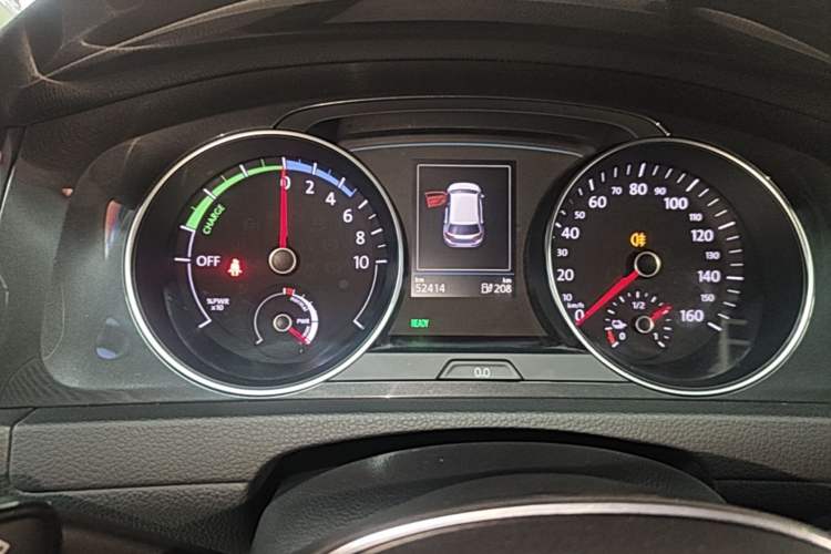 Used Volkswagen Golf Pure Electric 2020 Chari Instrument Cluster