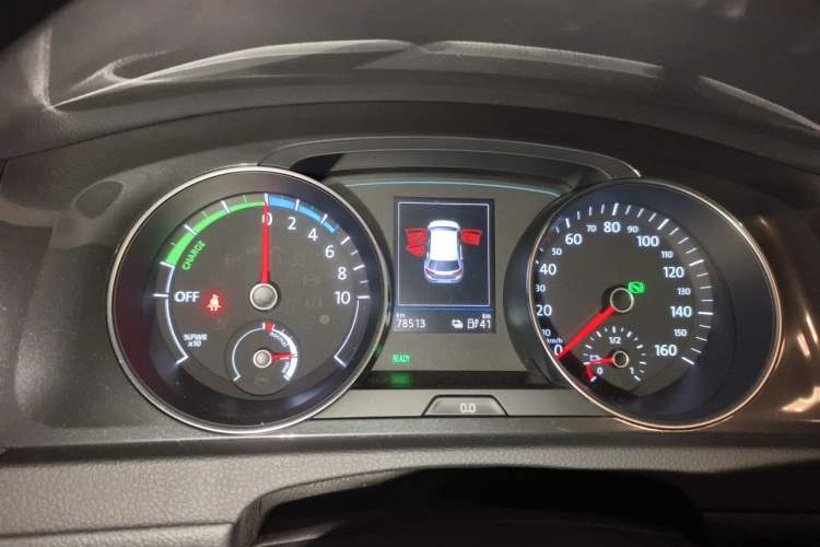 Used Volkswagen Golf Pure Electric 2020 Chari Instrument Cluster