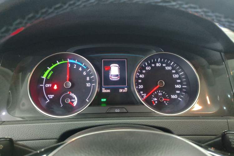 Used Volkswagen Golf Pure Electric 2020 Chari Instrument Cluster