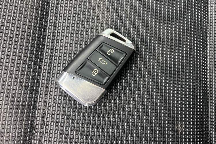 Used Volkswagen Golf Pure Electric 2020 Chari Interior 1