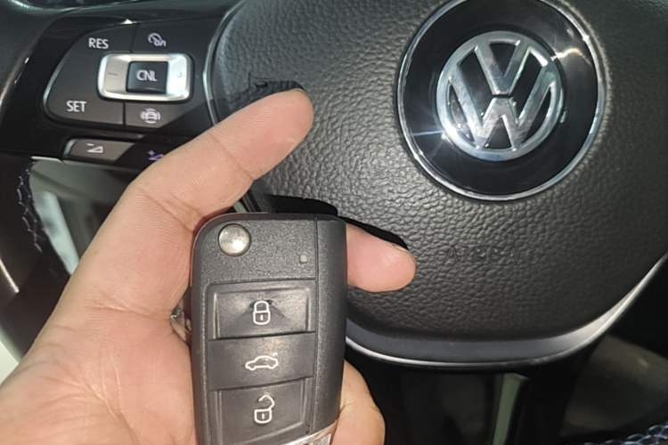 Used Volkswagen Golf Pure Electric 2020 Chari Interior 1