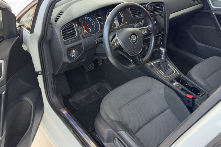 Used Volkswagen Golf Pure Electric 2020 Chari Interior 2