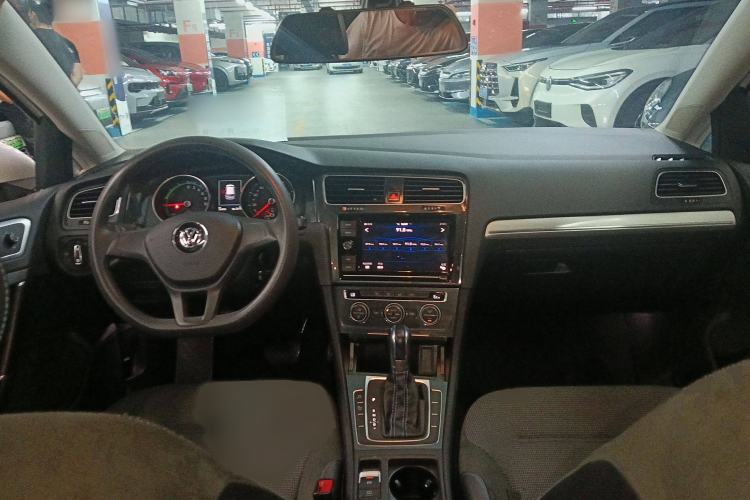 Used Volkswagen Golf Pure Electric 2020 Chari Interior 2