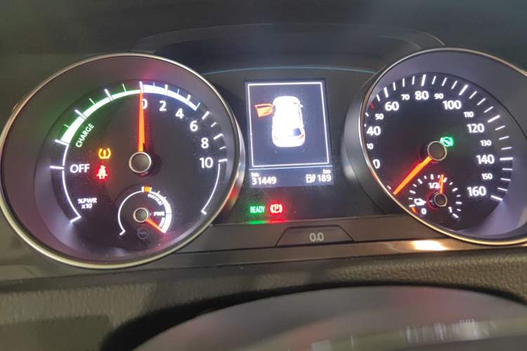Used Volkswagen Golf Pure Electric 2020 Chari Interior 3