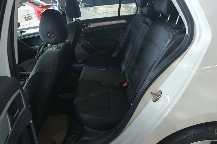 Used Volkswagen Golf Pure Electric 2020 Chari Interior 4