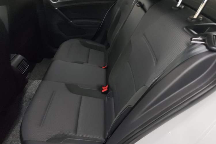 Used Volkswagen Golf Pure Electric 2020 Chari Interior 4