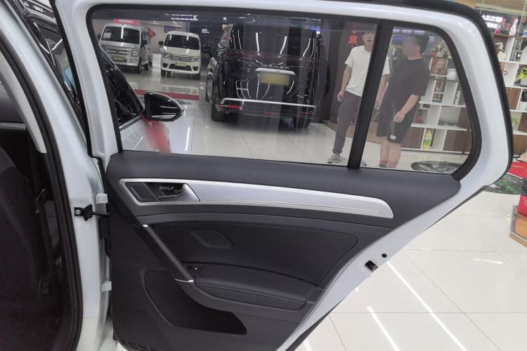 Used Volkswagen Golf Pure Electric 2020 Chari Interior 6