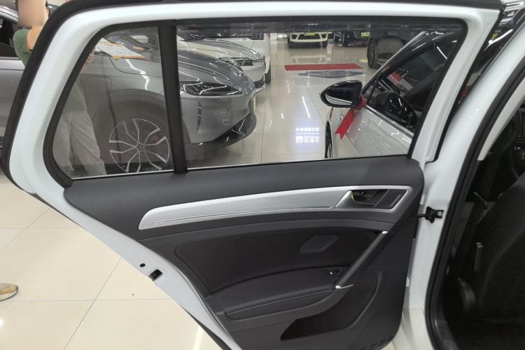 Used Volkswagen Golf Pure Electric 2020 Chari Interior 8