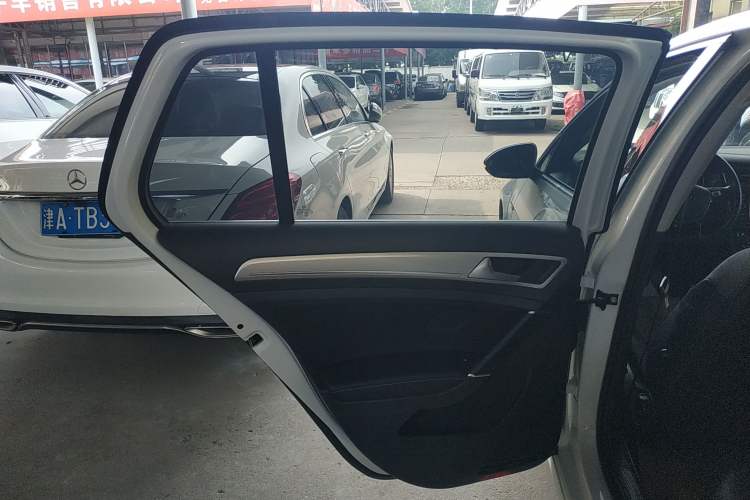 Used Volkswagen Golf Pure Electric 2020 Chari Interior 8