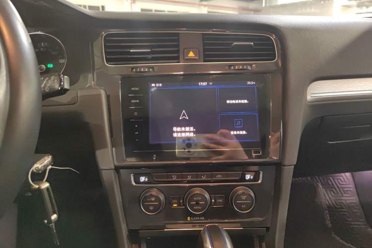 Used Volkswagen Golf Pure Electric 2020 Chari Interior 9