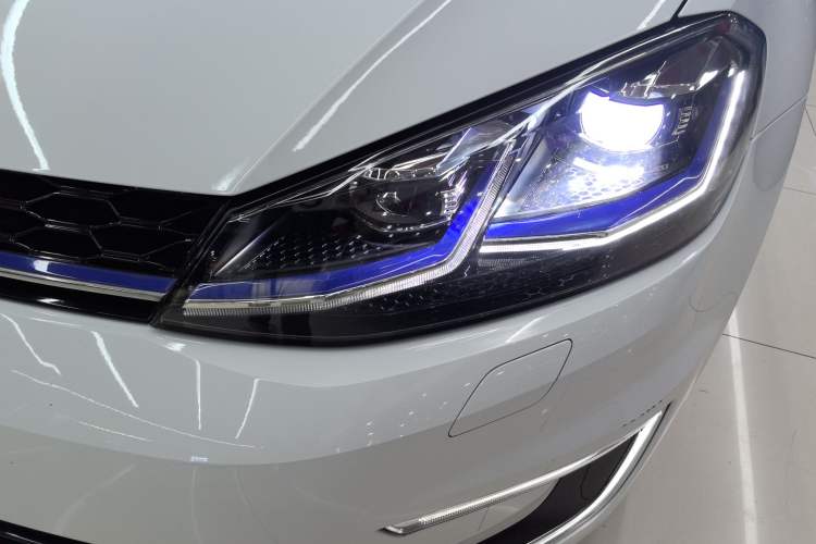 Used Volkswagen Golf Pure Electric 2020 Chari Left Front Headlight