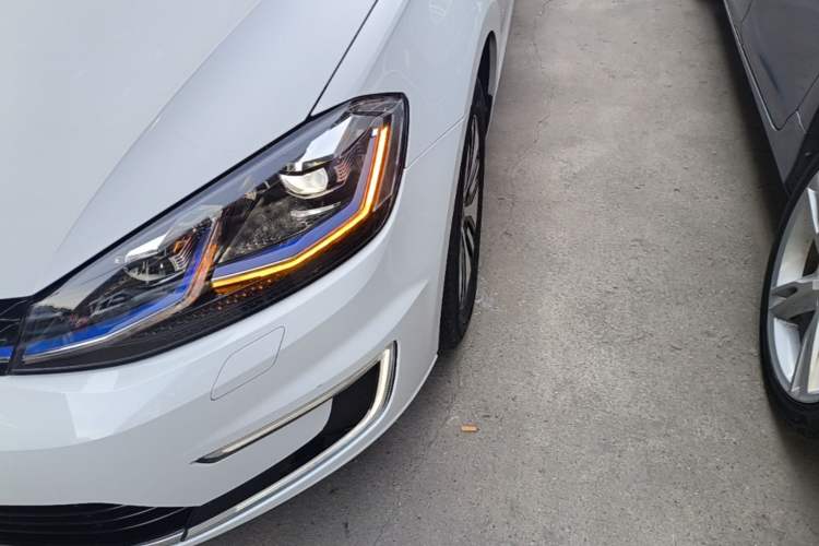 Used Volkswagen Golf Pure Electric 2020 Chari Left Front Headlight