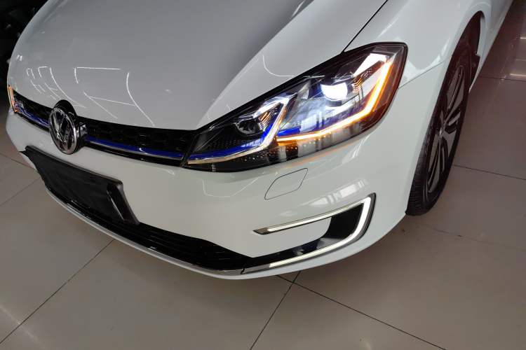Used Volkswagen Golf Pure Electric 2020 Chari Left Front Headlight