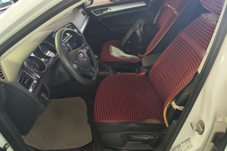 Used Volkswagen Golf Pure Electric 2020 Chari Left Front Seat