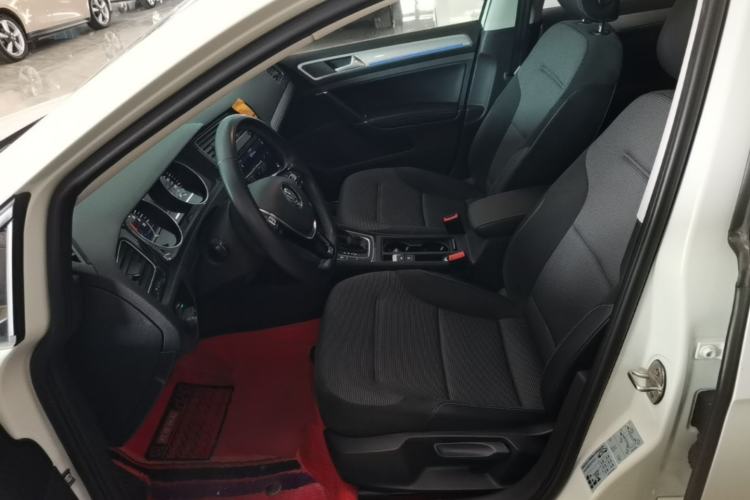 Used Volkswagen Golf Pure Electric 2020 Chari Left Front Seat