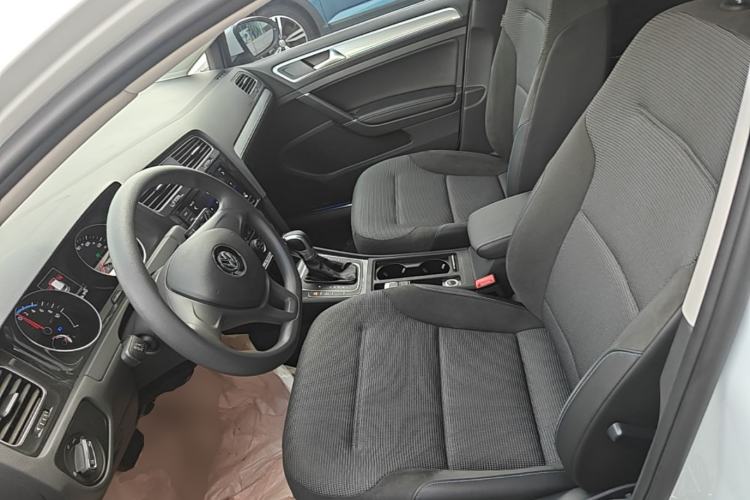 Used Volkswagen Golf Pure Electric 2020 Chari Left Front Seat