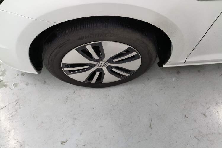 Used Volkswagen Golf Pure Electric 2020 Chari Left Front Wheel Hub